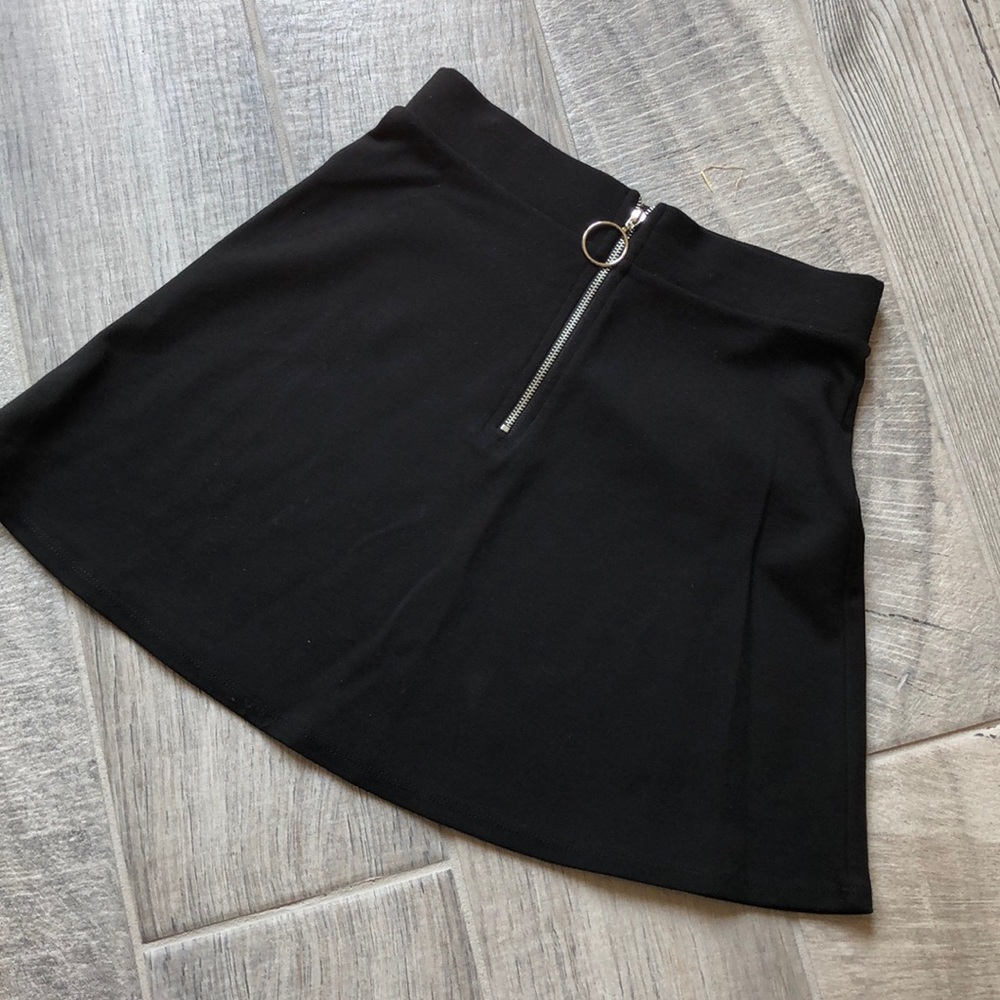 O-ring zip up skirt